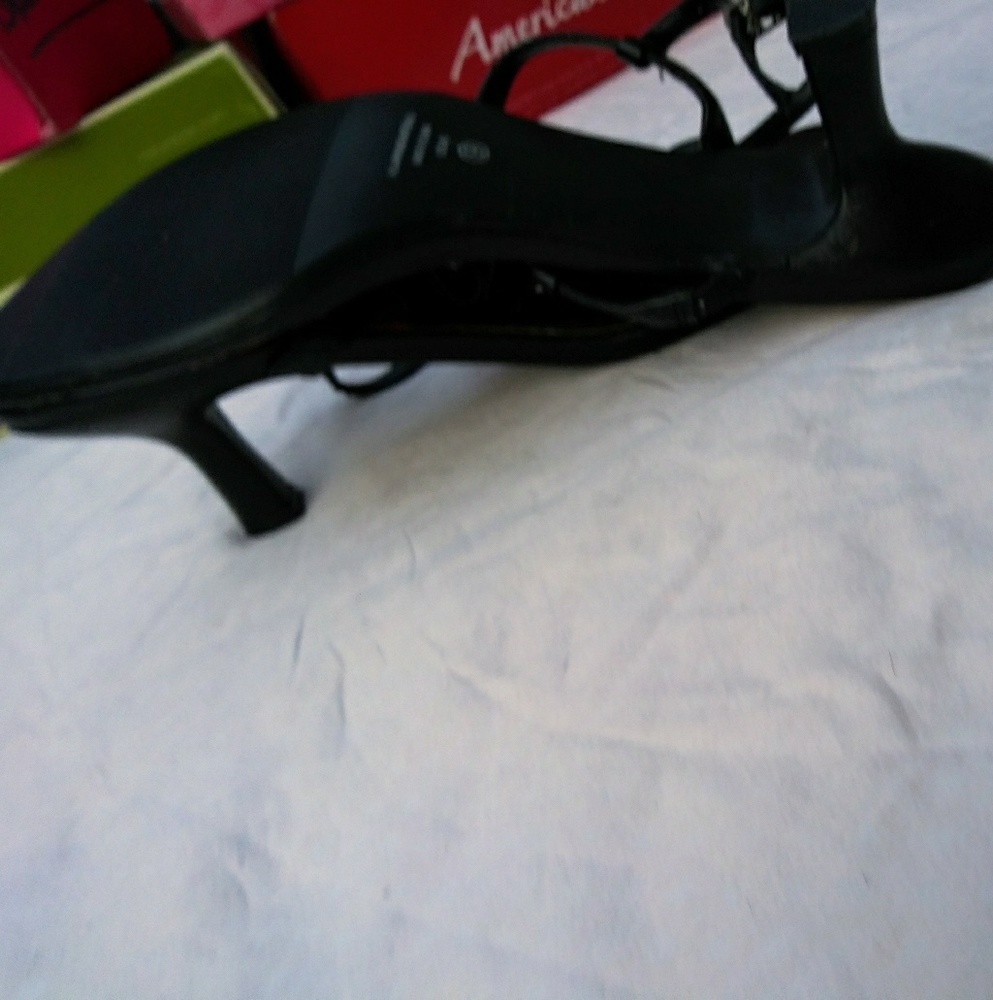 Shoes - Picture 2 of 3